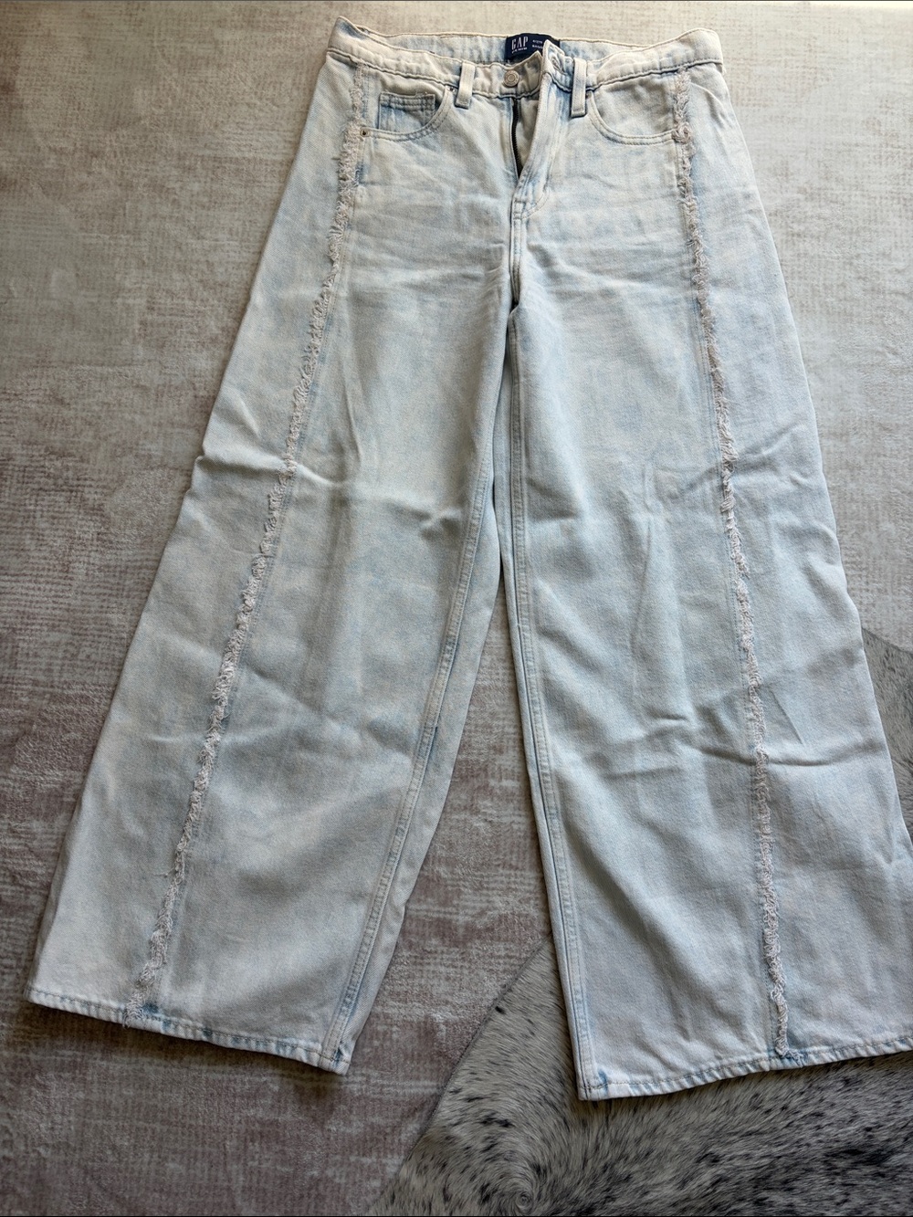 GAP Distressed Side-Seam Wide Leg Jeans — Pale Blue